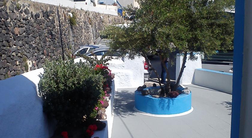Villa Firostefani 3*