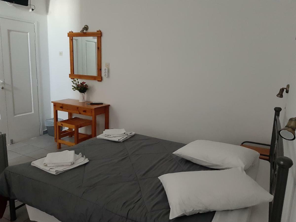 Guest house Villa Firostefani 3*